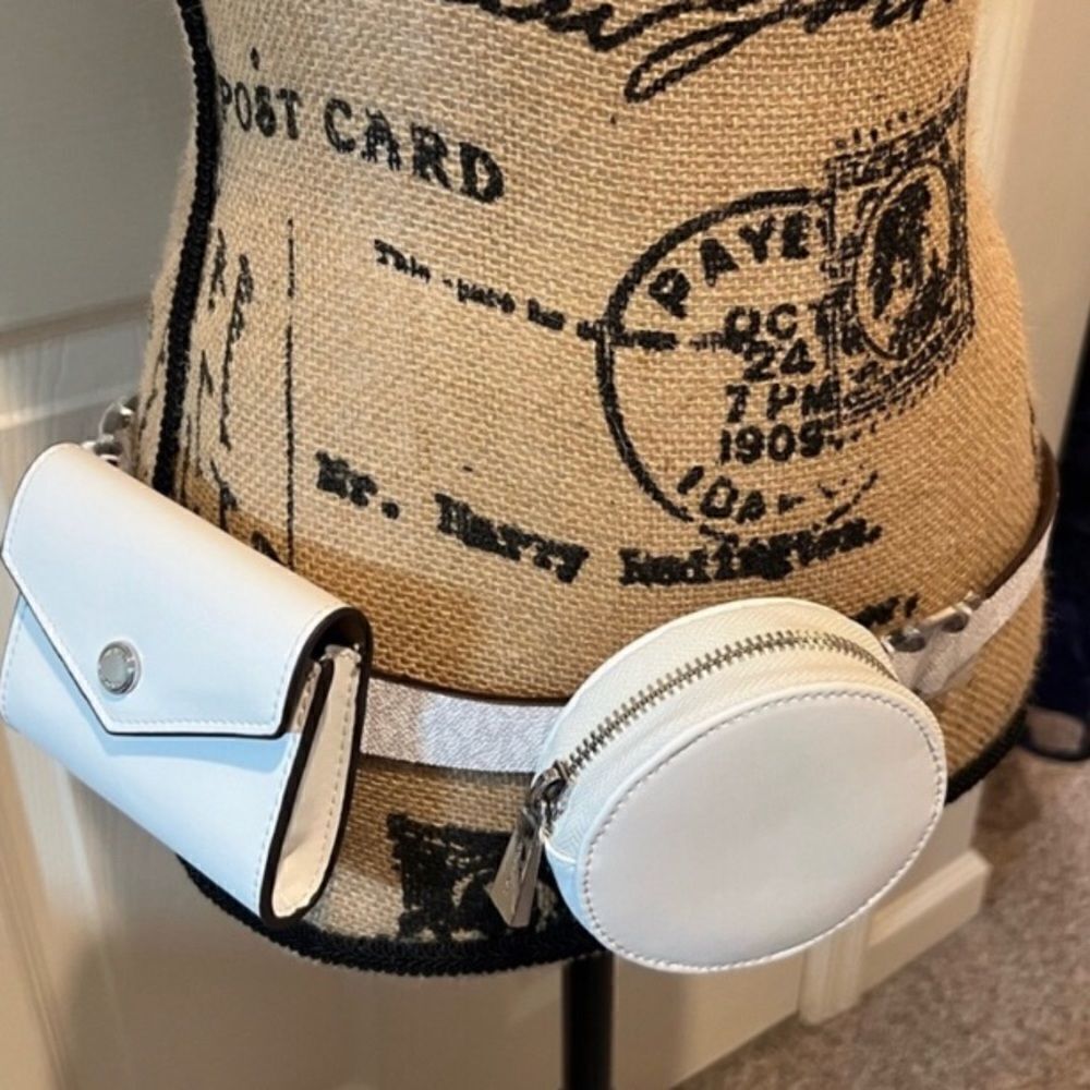 Michael kors white muti pocket utility belt bag NWT